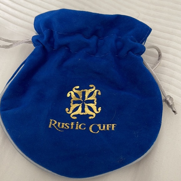 Rustic Cuff Green bracelet - Picture 4 of 4